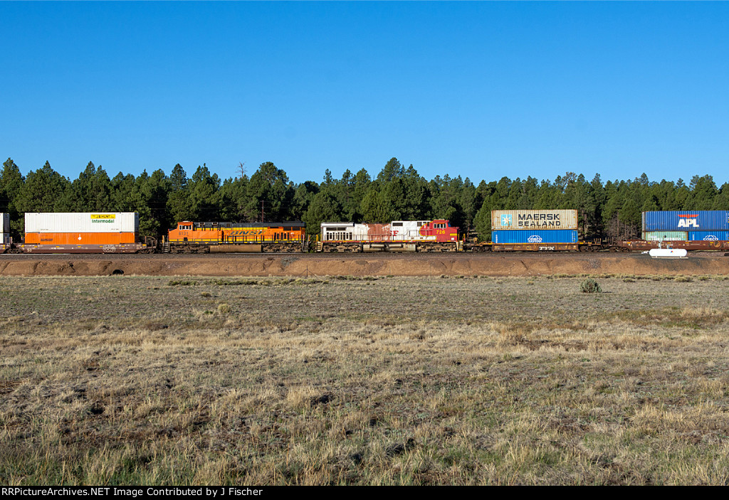 BNSF 726